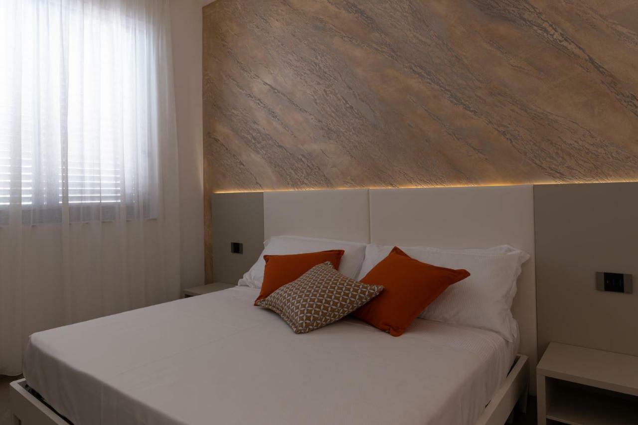 Marty Luxury B&B カラタビアーノ エクステリア 写真