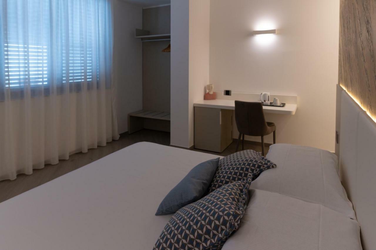 Marty Luxury B&B カラタビアーノ エクステリア 写真